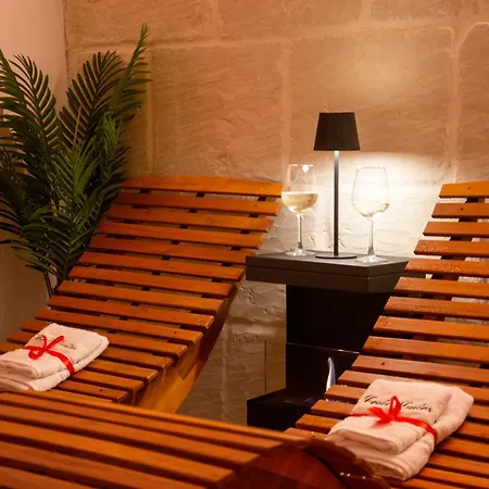 Hesperia - Jacuzzi & Garden * Corigliano dʼOtranto