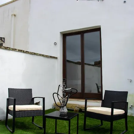 Hesperia - Jacuzzi & Garden *
