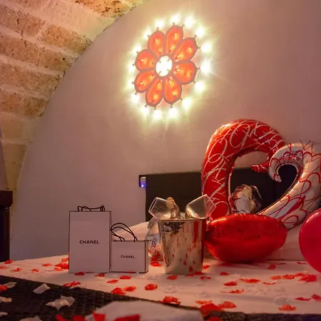 Vakantiehuis Hesperia - Jacuzzi&garden Corigliano dʼOtranto